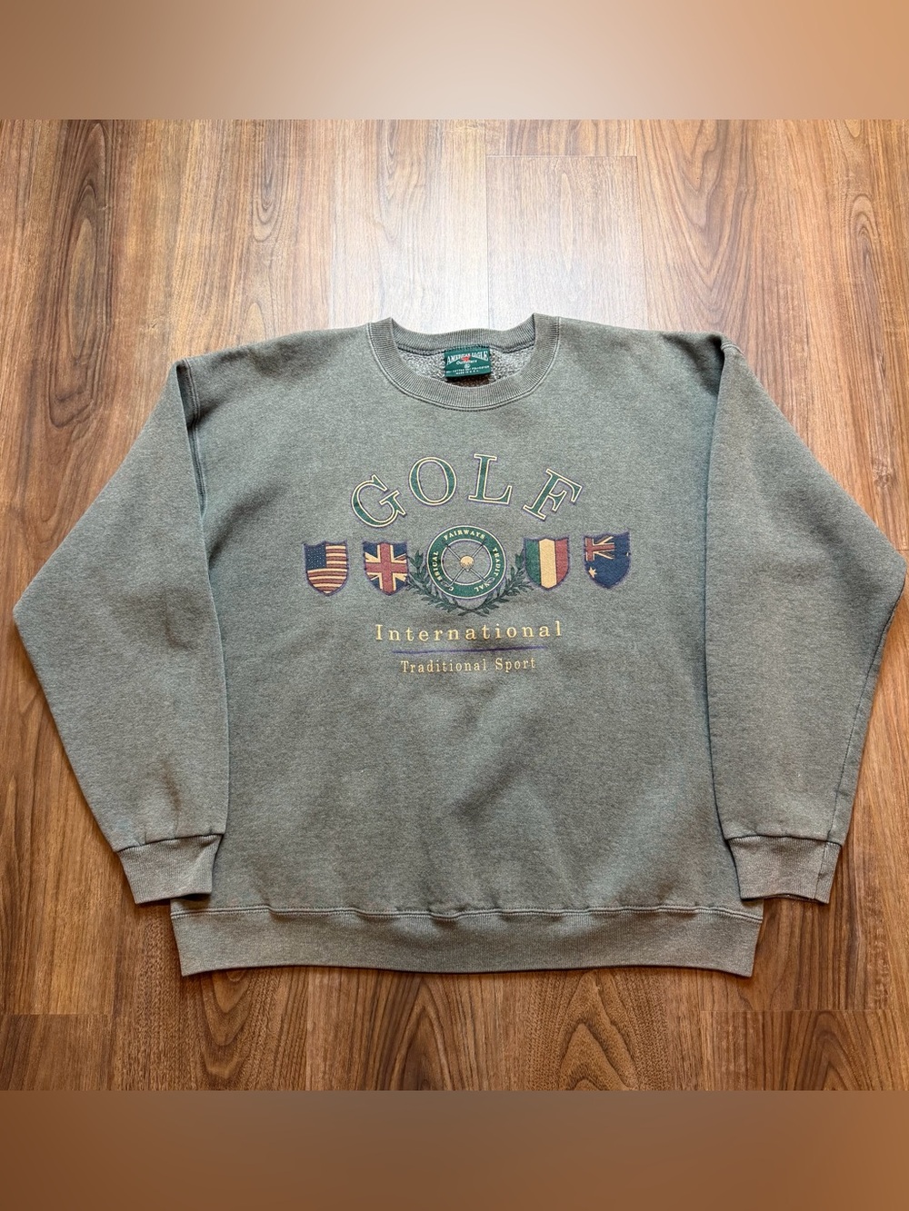VINTAGE American Eagle Made In USA Golf Crewneck Pullover Sweatshirt Men’s XL